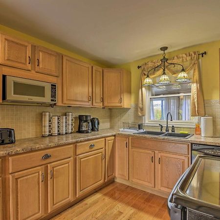 Spacious Home By Finger Lakes And Watkins Glen! Burdett ภายนอก รูปภาพ